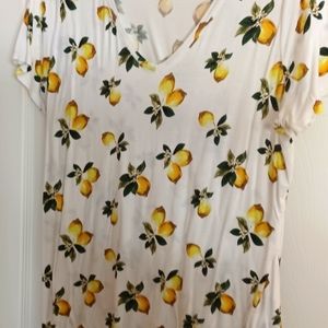Lane Bryant lemon v-neck shirt